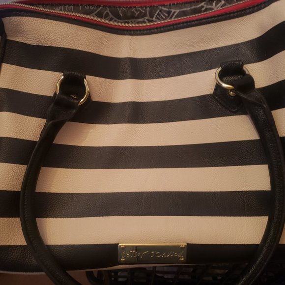 Purse - Picture 7 of 9